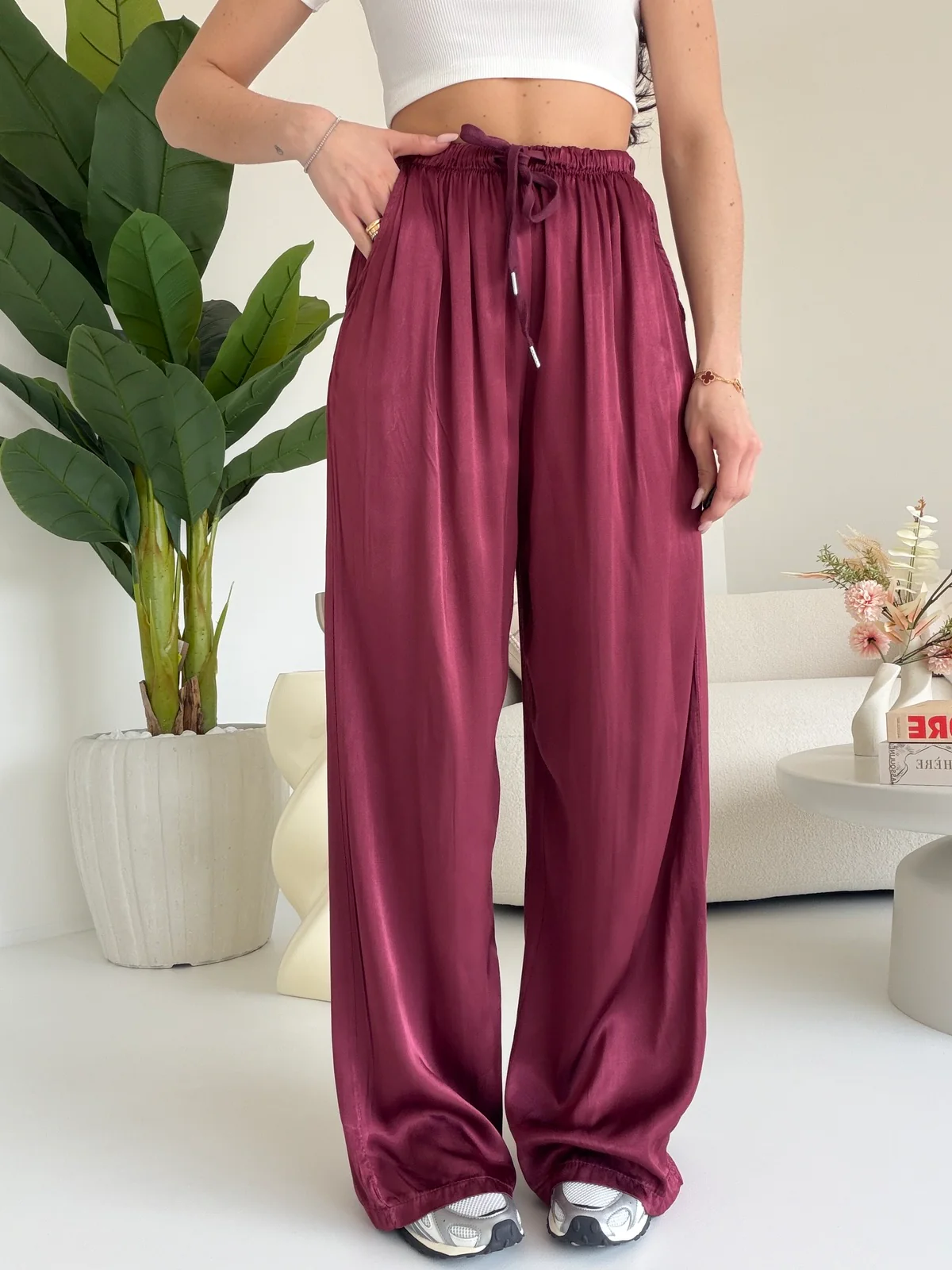 PANTALONE SATIN BORDEAUX - Image 3